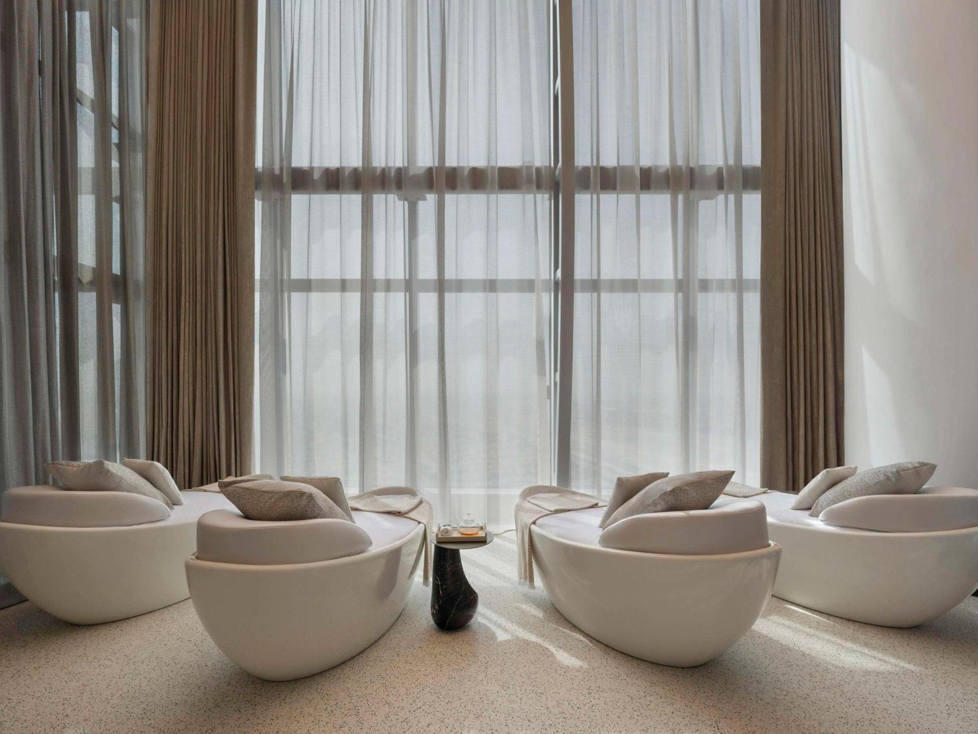 Hotel So/ Uptown Dubaj Zewnętrze zdjęcie The Spa at The Standard, East Village
