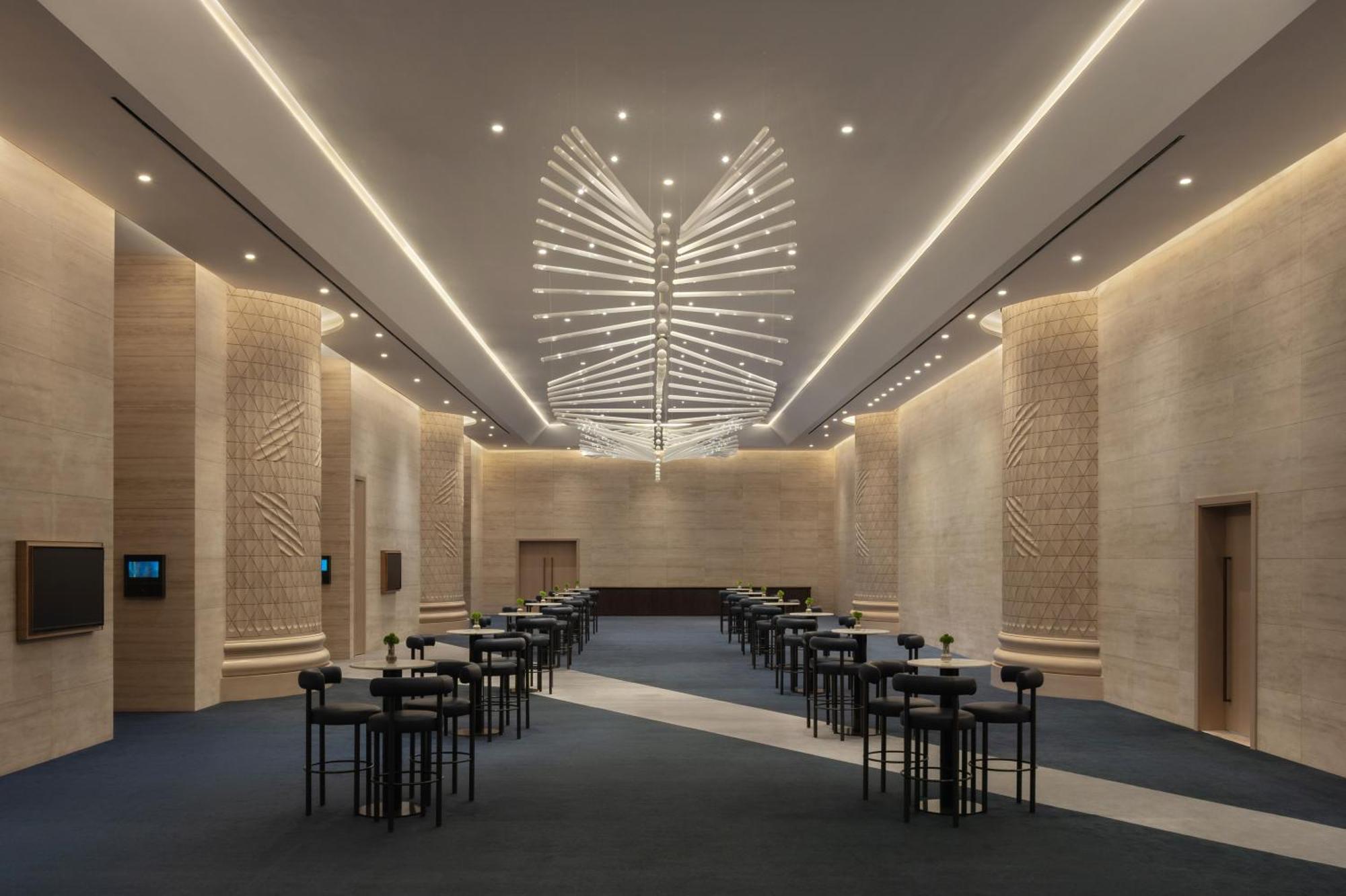 Hotel So/ Uptown Dubaj Zewnętrze zdjęcie The interior of the National Museum of Oman